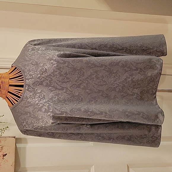 Liz Claiborne Damask Top - Picture 4 of 7